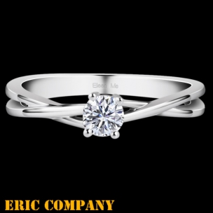 Elegant  Diamond Ring 